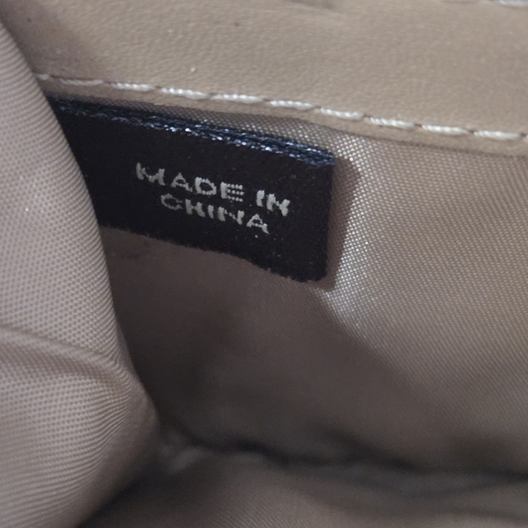 NEW Coach Madison Tan Camel Around Gathered Leather Zip Wallet Large Credit Card - Picture 4 of 7